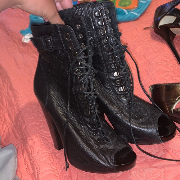 Givenchy boots - Picture 1 of 2